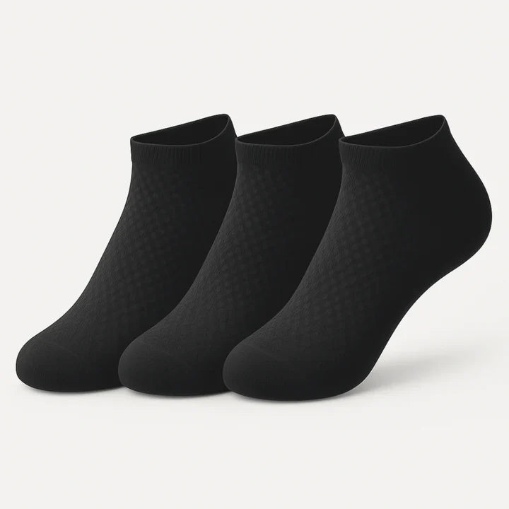 GEAR™ Breathable Socks – 12-Hour Dry Feet